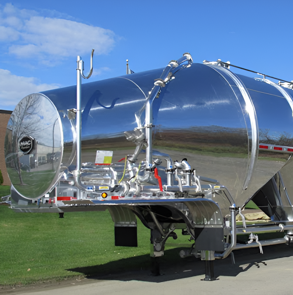 Back of AeroMAC Tank