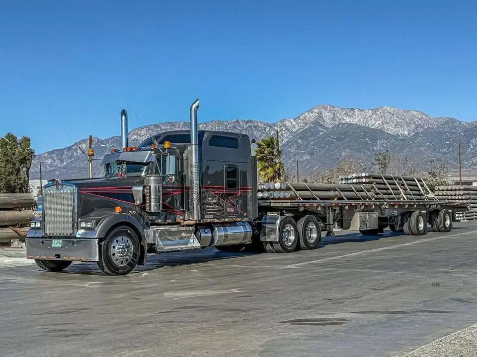 FLATBED - 2 - Marion Magday-1