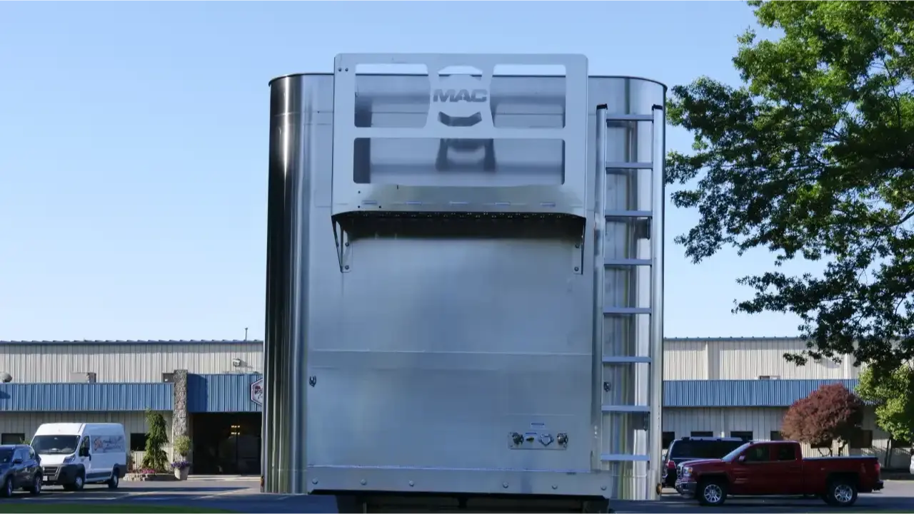 transfer-tipper-ladder_catwalk